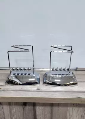 Колыбель Ньютона (маятник Ньютона)