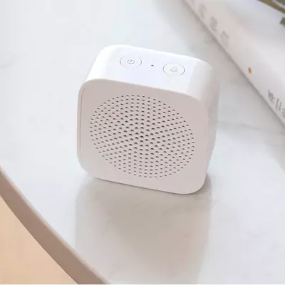 Портативный Bluetooth-динамик Xiaomi.