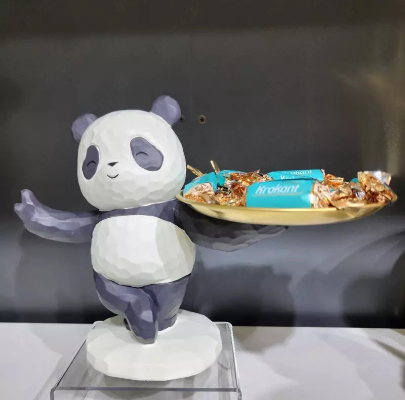 ЯТТ "Домашний Уголок" - Статуя панды с подносом для декора