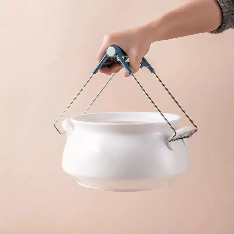 Металлическая прихватка для горячей посуды.