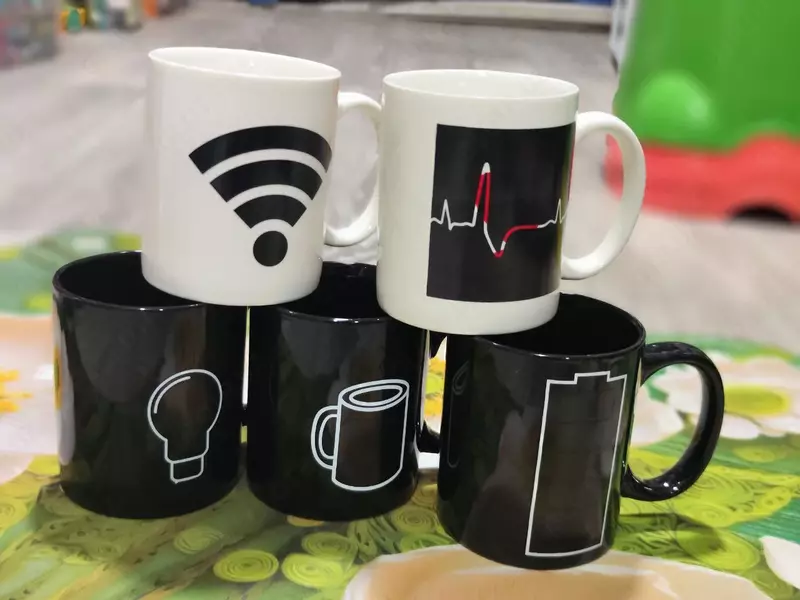 Чашка с терморисунком