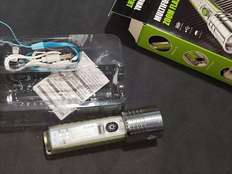 Светодиодный фонарик