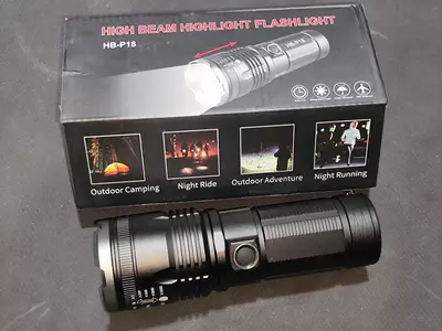 Ручной фонарь автомобилиста