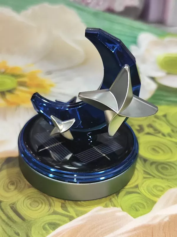 Автомобильный ароматизатор на солнечных батареях Месяц со звездами