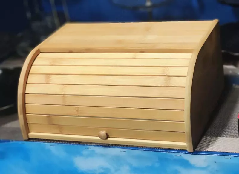 Бамбуковая хлебница.