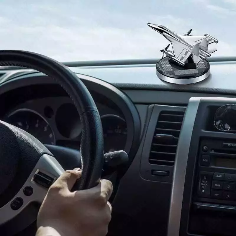 Ароматизатор для автомобиля самолет истребитель на солнечной батарее многоразового использования Silver.