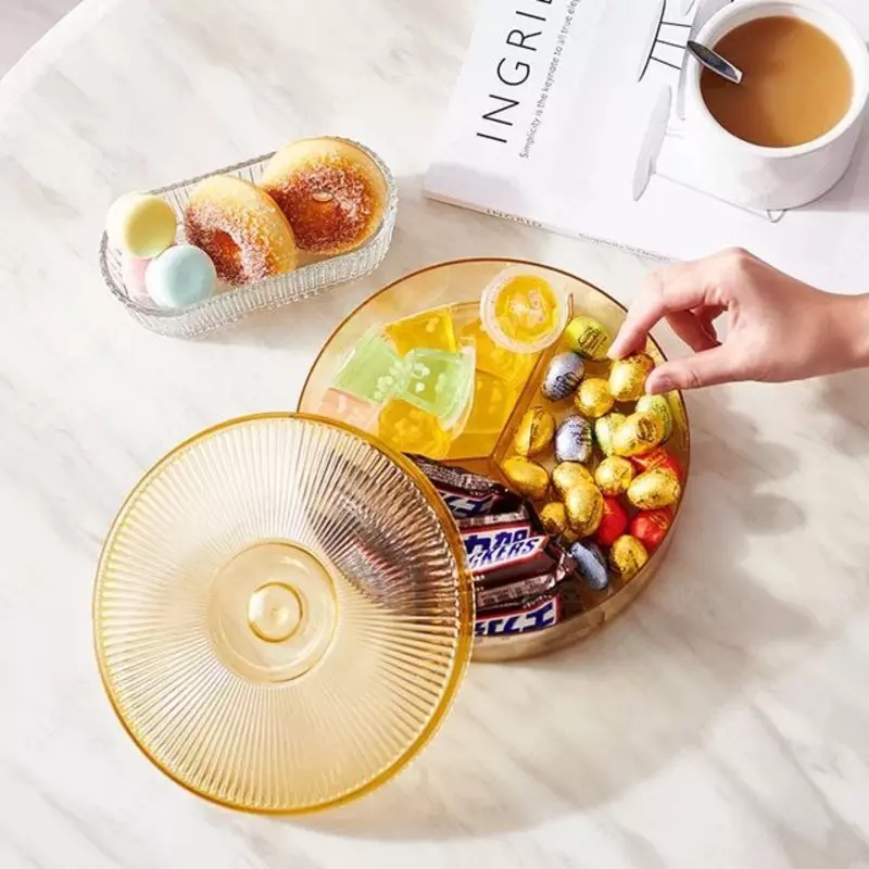  Пластиковая менажница с крышкой для сервировки - 