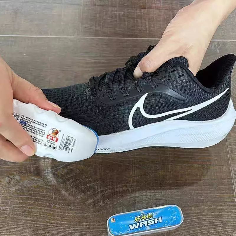 Средство для чистки белой обуви