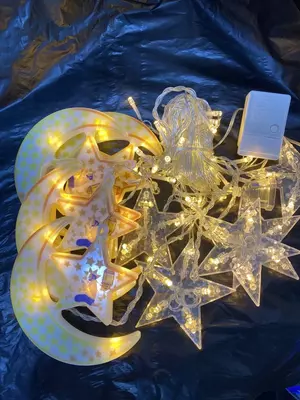 Светодиодная гирлянда-занавес в виде звезды и Луны - 150 000 сум / шт.