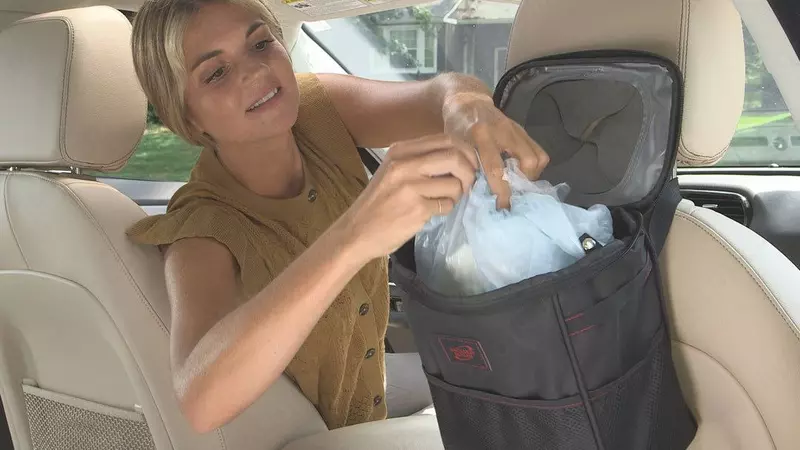 Водонепроницаемый мусорный бак для автомобиля