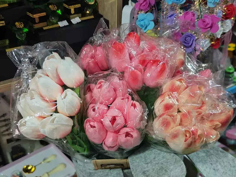  Искусственные тюльпаны с подсветкой Battery Букеты