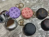 Зеркало карманное складное ЯТТ "Домашний Уголок"