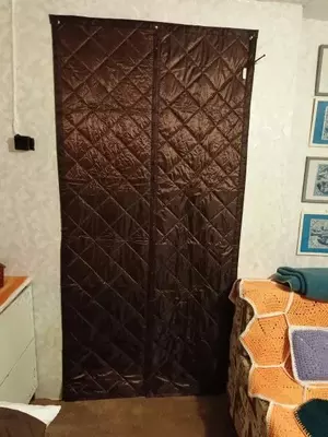 420 000 so'm / dona Kirish eshiklari uchun magnitli issiqlik izolyatsiyalovchi pardalar