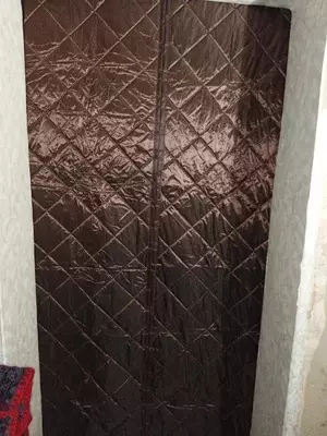 Kirish eshiklari uchun magnitli issiqlik izolyatsiyalovchi pardalar Chakana savdo