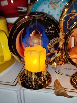 Подсвечник со светодиодными свечами в арабском стиле . - 45 000 сум / шт.