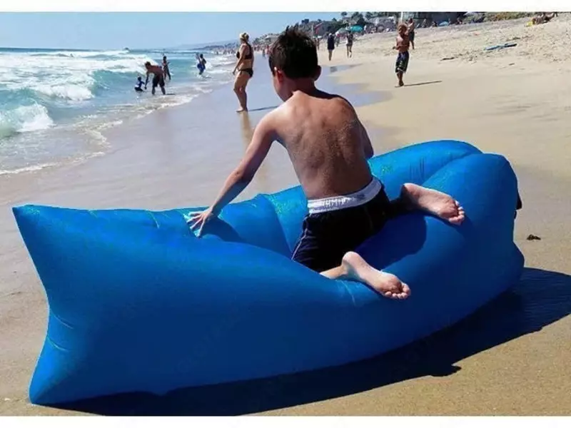 Надувной диван ламзак.