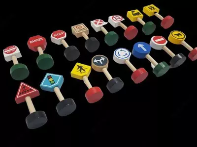 Набор деревянных дорожных знаков. Chakana savdo