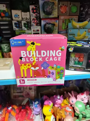 Деревянный куб сортер.