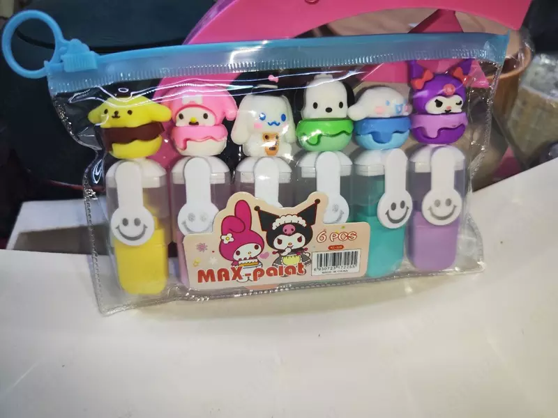 Набор текстовыделителей маркеров.