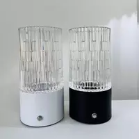   Настольная светодиодная лампа - ваза для цветов