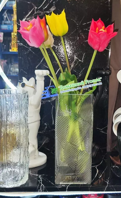 Ваза квадратная для цветов и декора.