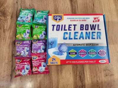 Таблетки для чистки унитаза.