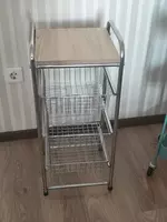 500 000 сум Трёхярусная металлическая этажерка.