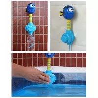 Игрушка для ванной Рыбка с фонтанчиком