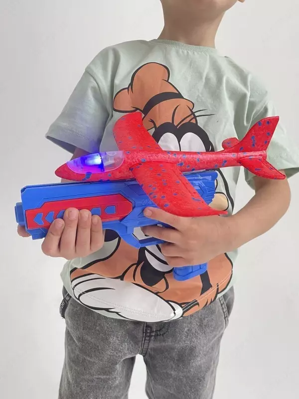 90 000 сум Самолет пистолет метательный.