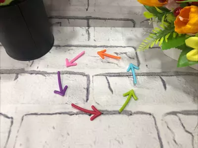 Упаковка магнитов "Стрелки" - 15 000 сум / упаковка