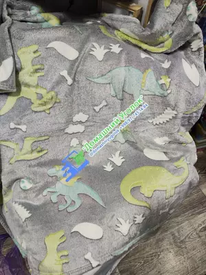 Светящийся в темноте детский плед покрывало Динозавры размер 150*200см