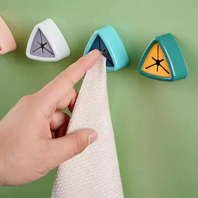 Самоклеящийся настенный держатель Треугольник (5х5 см)