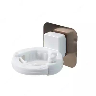 Настенная самоклеящаяся полка для бутылок.