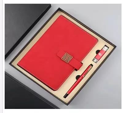 Подарочный набор "Деловой блокнот A5 + авторучка + флешка" - 160 000 сум / шт.