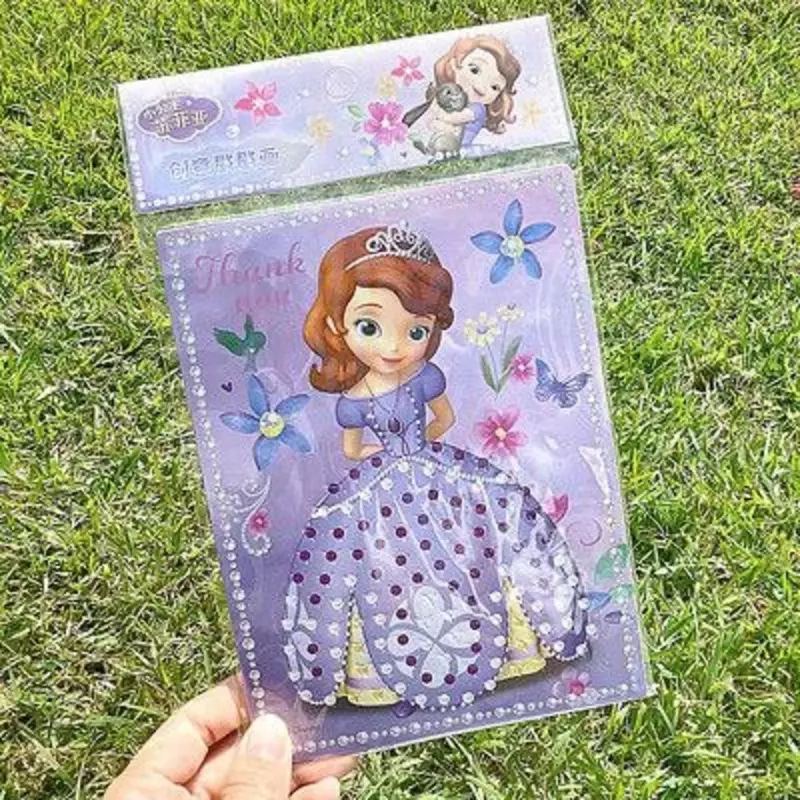 Творческая игра "Платье принцессы из «Холодного сердца» для рукоделия