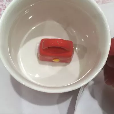 Керамическая кофейная кружка с мультяшным животным внутри (350 мл). ЯТТ "Домашний Уголок"