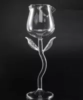 150 000 сум Стеклянный бокал для коктейля и вина цветок роза Бокал для коктейля и вина Роза идеально подойдет для домашней вечеринки