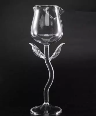 150 000 сум / шт. Стеклянный бокал для коктейля и вина цветок роза Бокал для коктейля и вина Роза идеально подойдет для домашней вечеринки