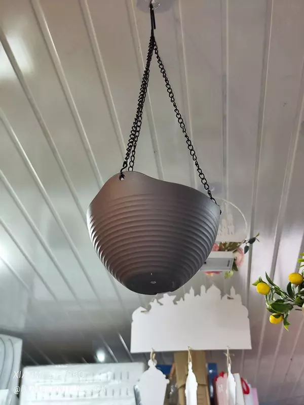 Кашпо уличное подвесное