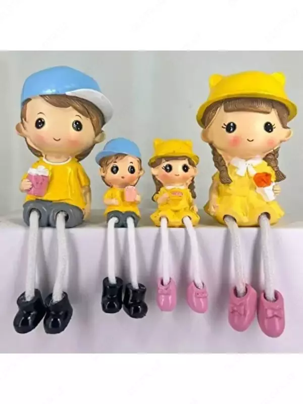 Статуэтки "Милая семья с висячими ножками"