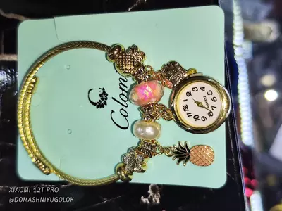 Часы-браслет - 80 000 so'm / dona