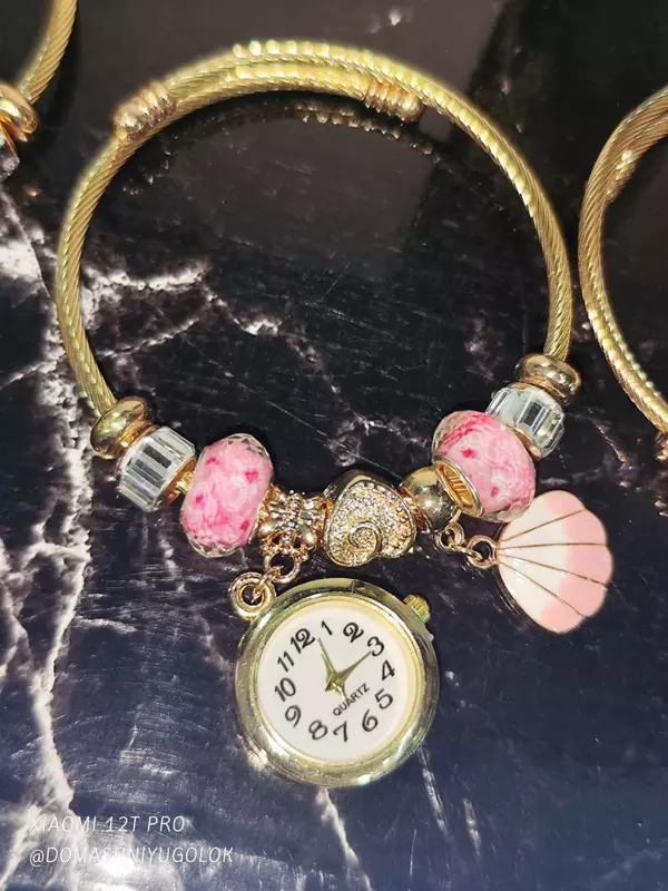 Часы-браслет