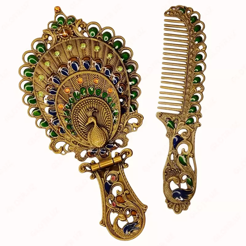 Зеркало складное с расчёской