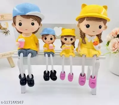 Статуэтки "Милая семья с висячими ножками" Модель №2