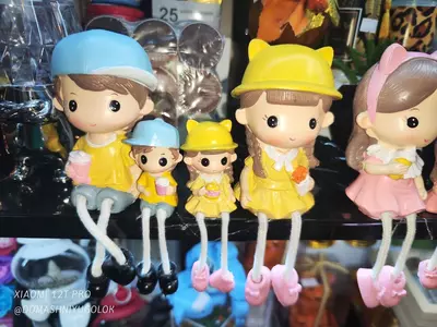 Статуэтки "Милая семья с висячими ножками" Модель №2 - ЯТТ "Домашний Уголок"