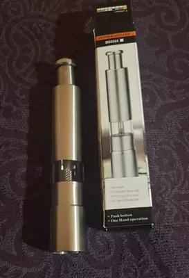 Компактная мельница с кнопкой для перца и соли - 60 000 сум / шт.