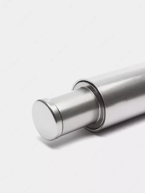 Компактная мельница с кнопкой для перца и соли