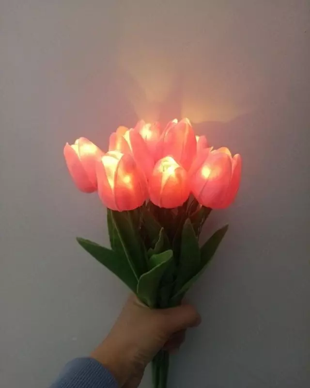  Светодиодный букет тюльпанов  10 шт - 
