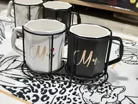 Парные керамические кружки на подставке. - 140 000 сум