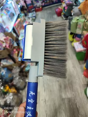 Многоразовый липкий валик-щетка 2 в 1